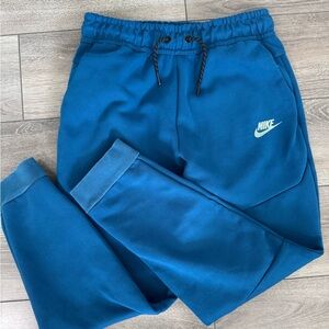 Nike Tech Fleece Joggers - Size Youth Large